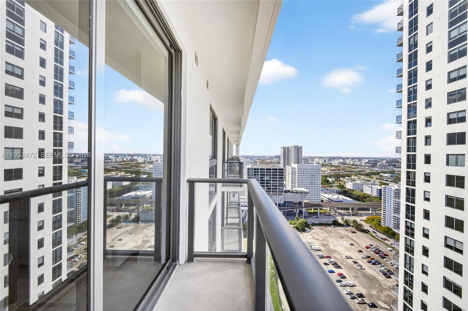 11 NE 6 ST # 3210, Miami FL 33132 — 40