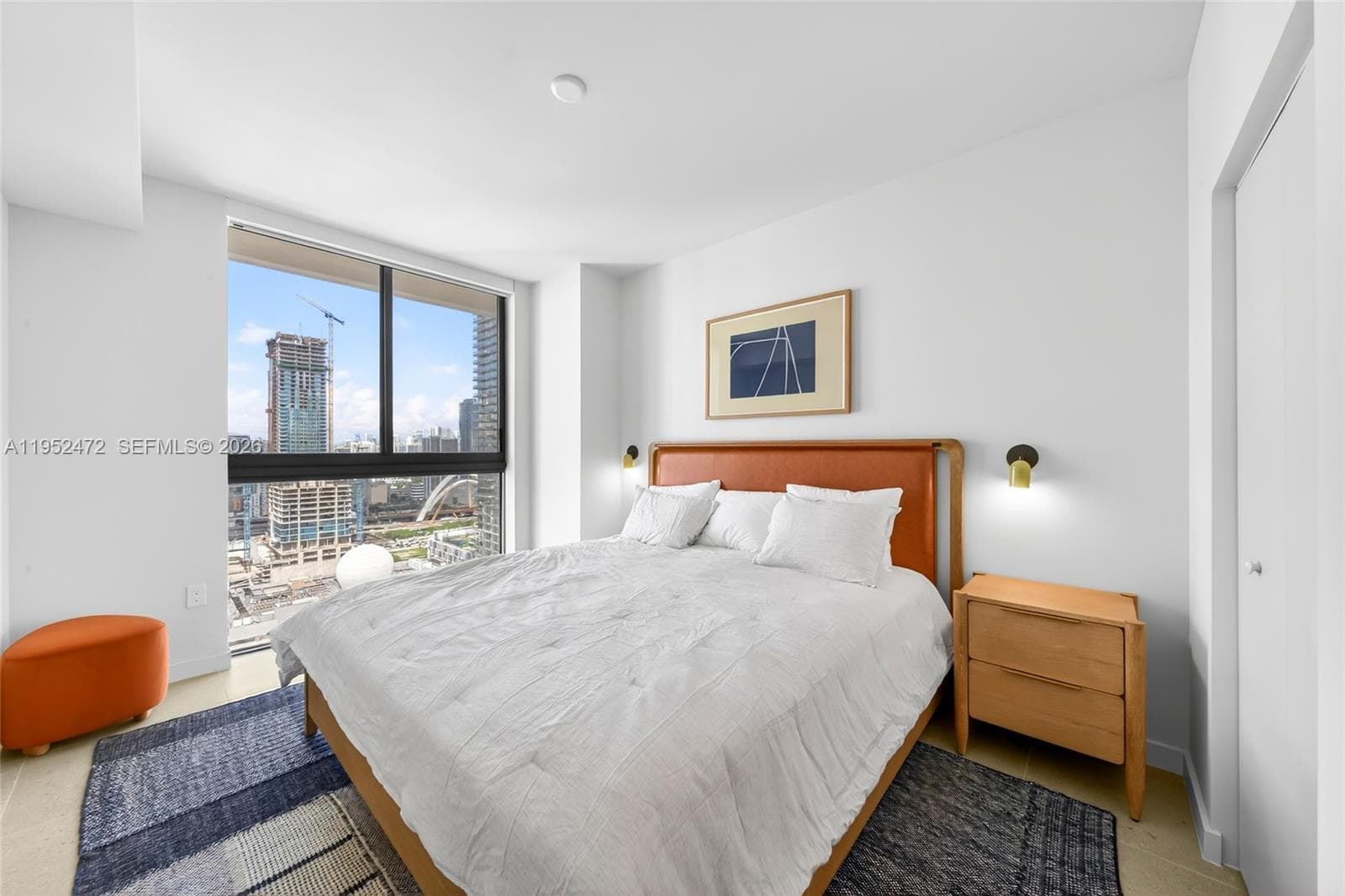 11 NE 6 ST # 3210, Miami FL 33132 — 35