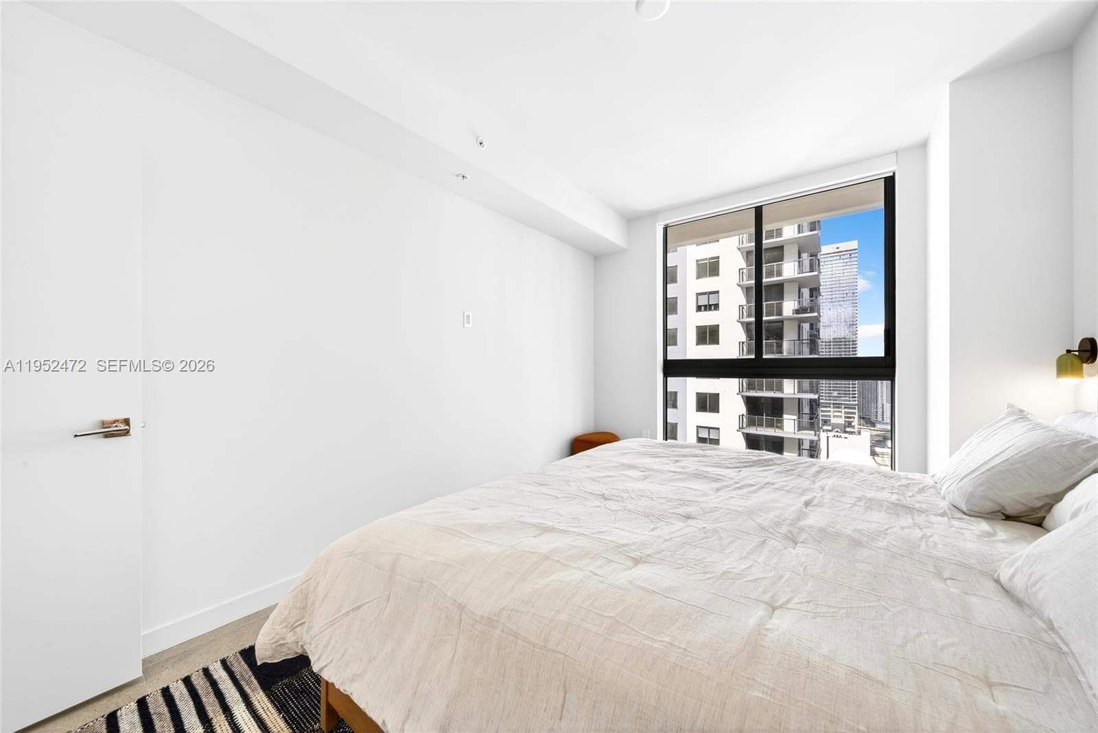 11 NE 6 ST # 3210, Miami FL 33132 — 39