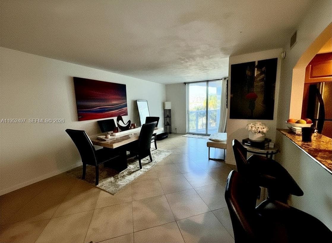 2401 Collins Ave # 509, Miami Beach FL 33140 — 6