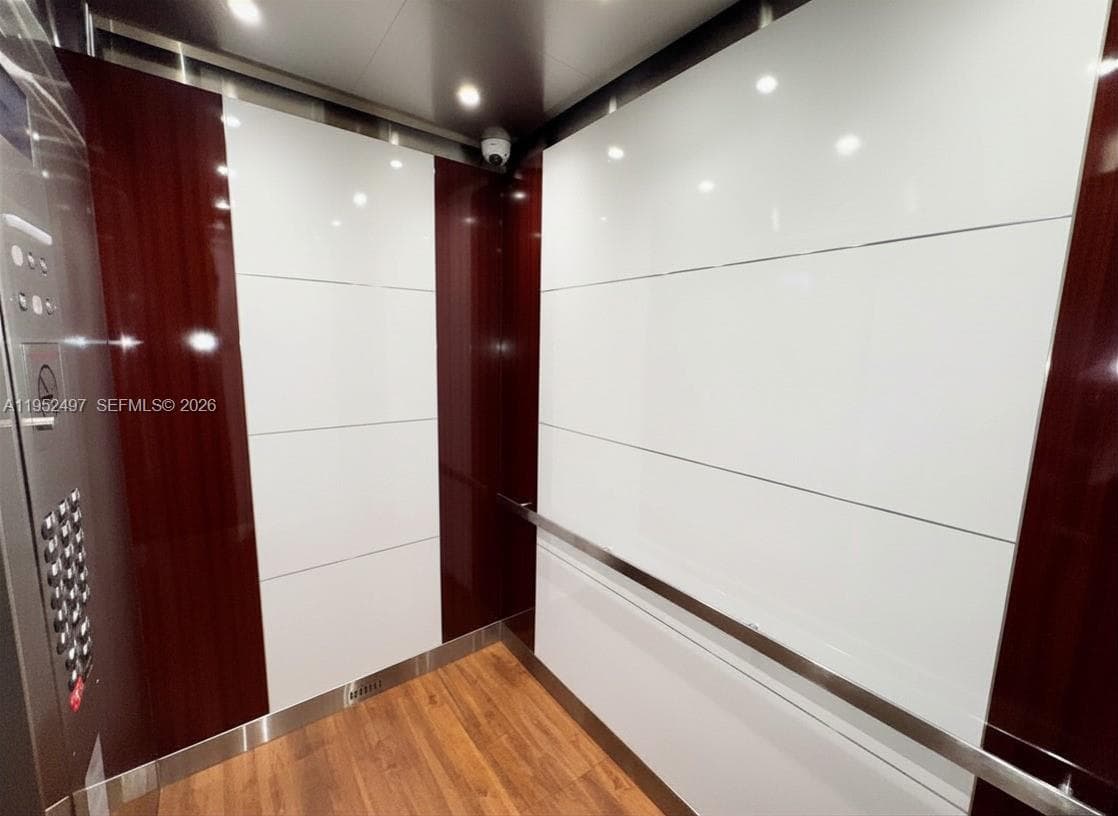 2401 Collins Ave # 509, Miami Beach FL 33140 — 17