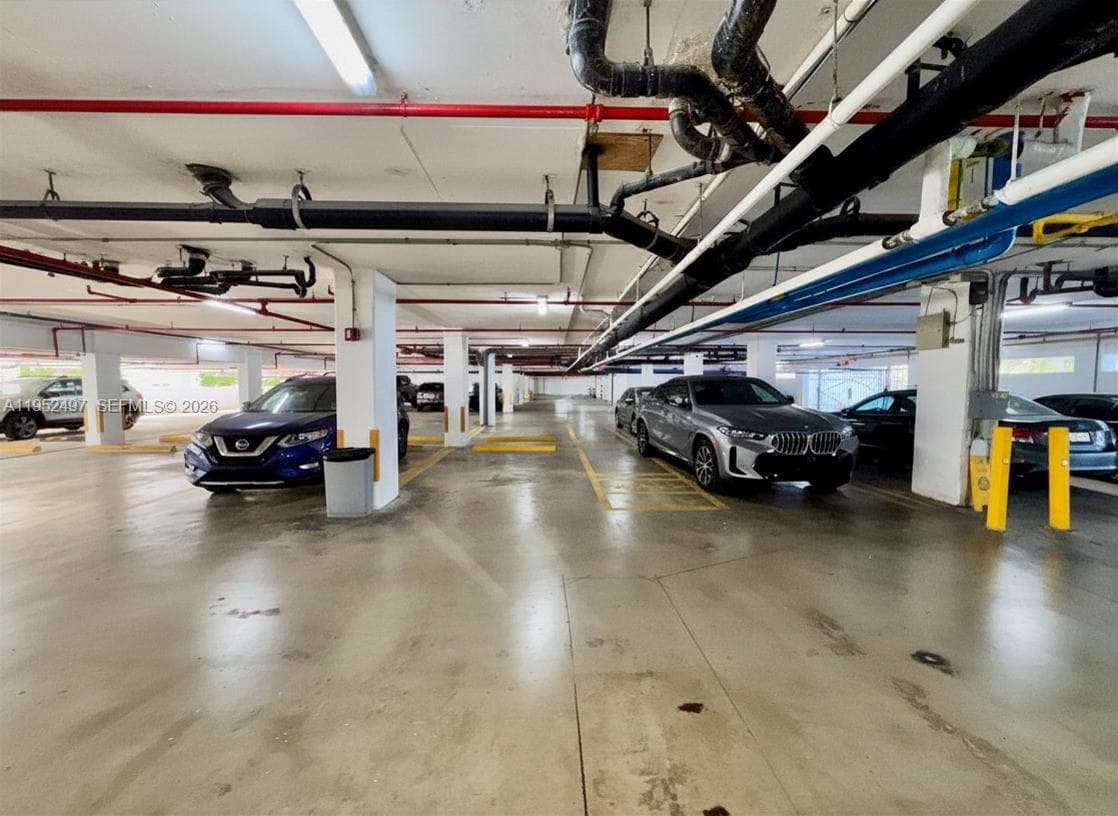2401 Collins Ave # 509, Miami Beach FL 33140 — 19