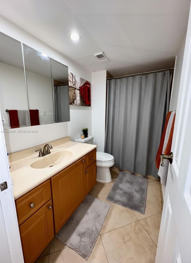 2401 Collins Ave # 509, Miami Beach FL 33140 — 8
