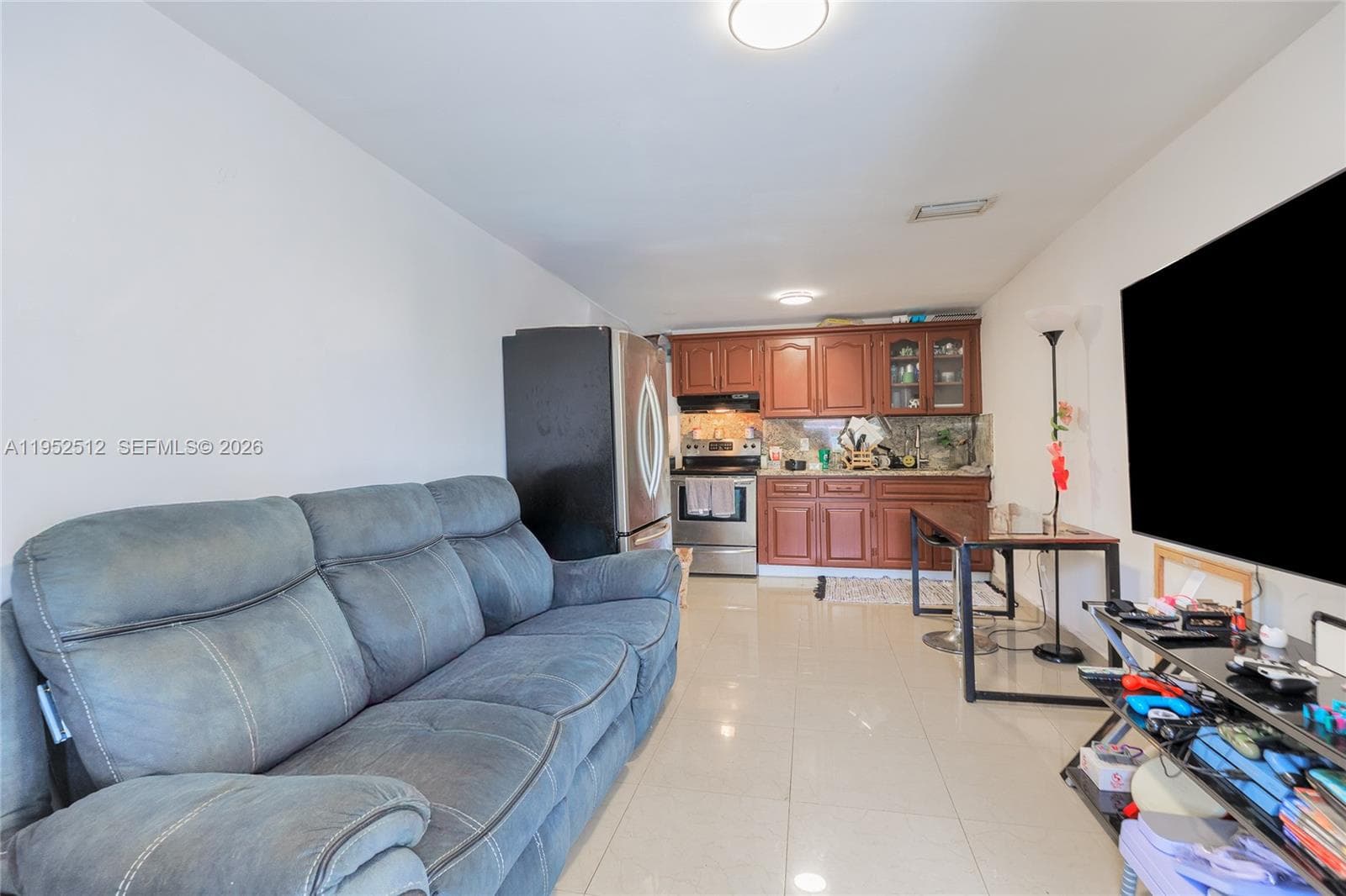 14601 NW 10th Ave, Miami FL 33168 — 16