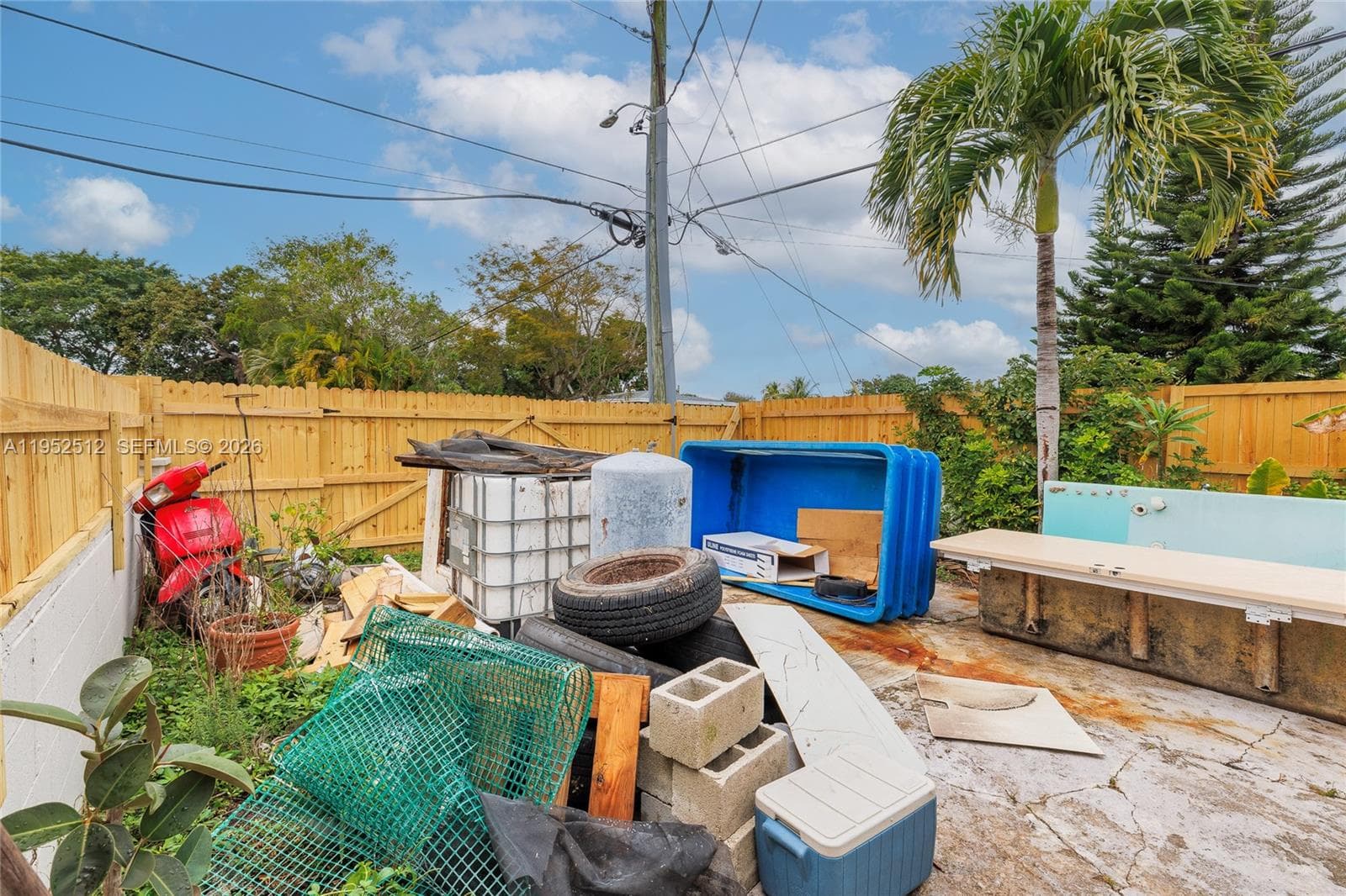 14601 NW 10th Ave, Miami FL 33168 — 38