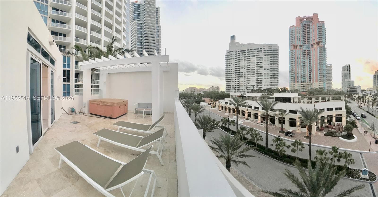 50 S Pointe Dr, Miami Beach FL 33139 — 22
