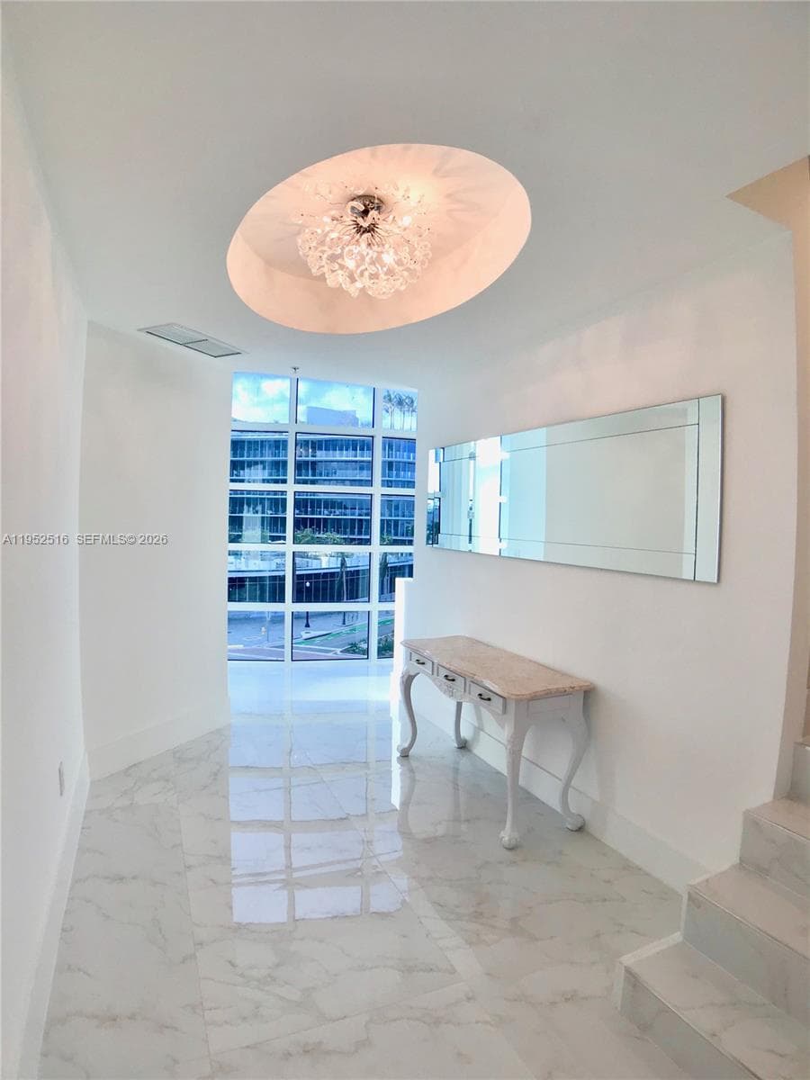 50 S Pointe Dr, Miami Beach FL 33139 — 1