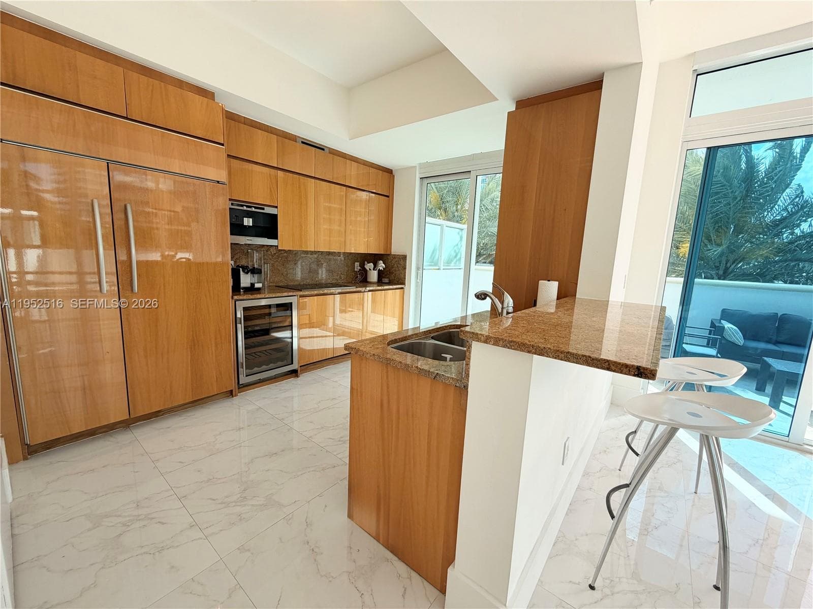 50 S Pointe Dr, Miami Beach FL 33139 — 14