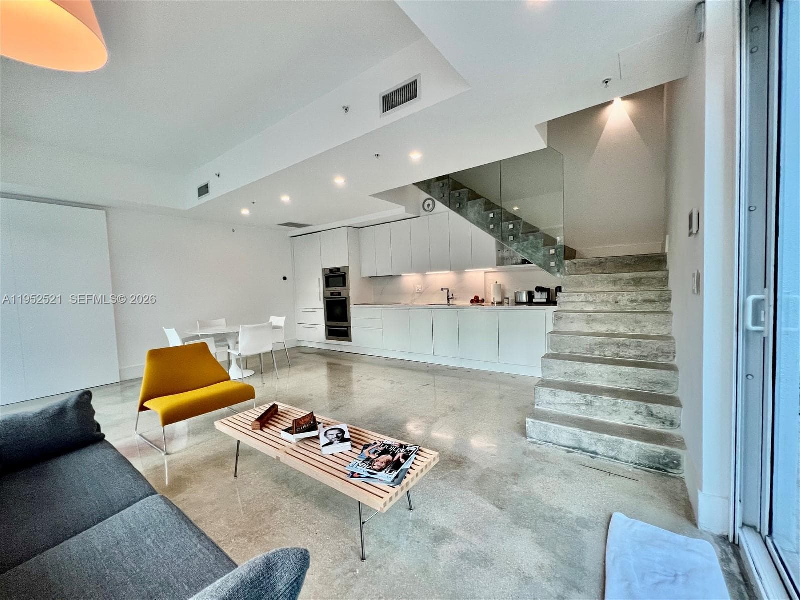 50 S Pointe Dr, Miami Beach FL 33139 — 13