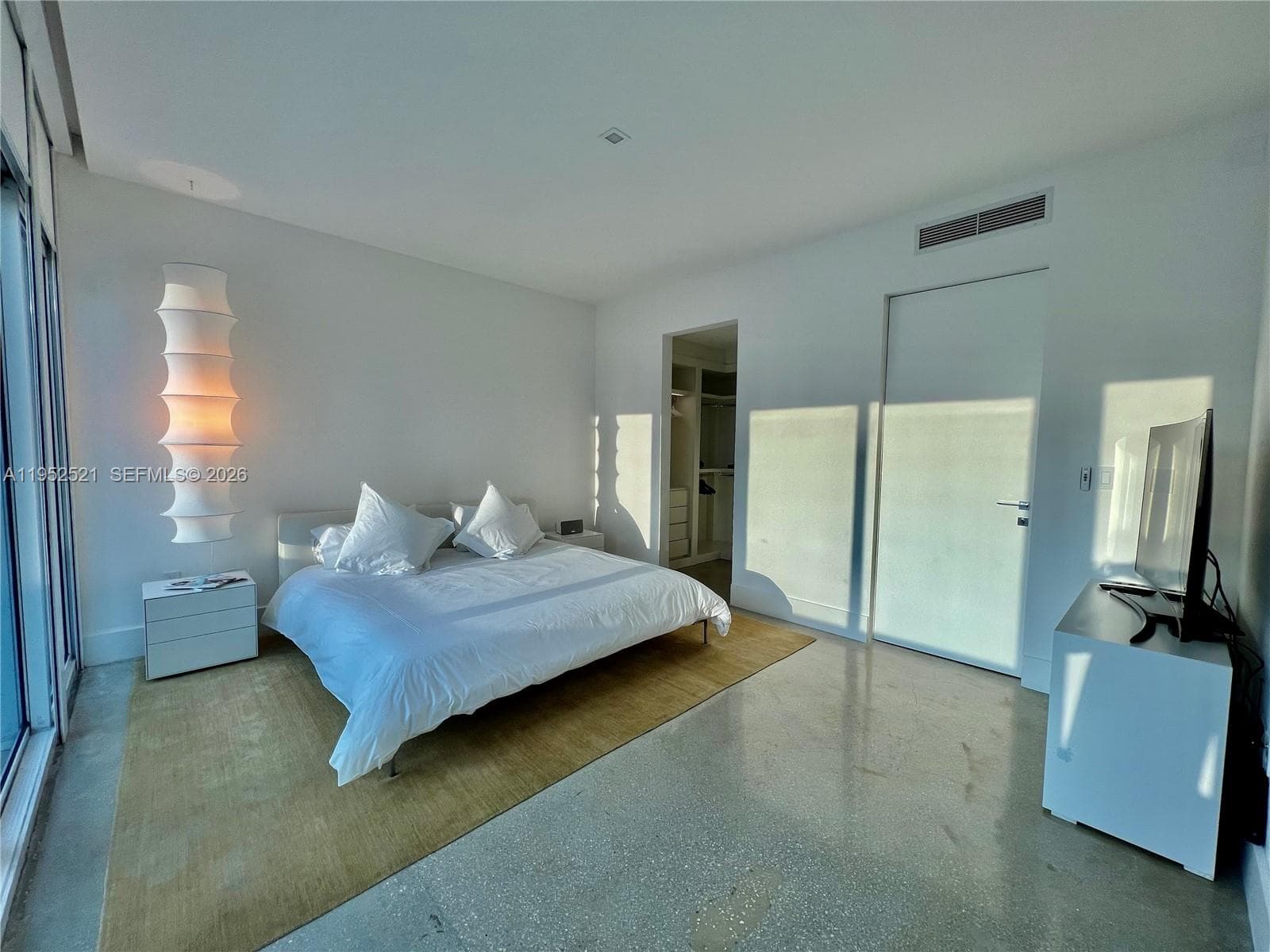 50 S Pointe Dr, Miami Beach FL 33139 — 5
