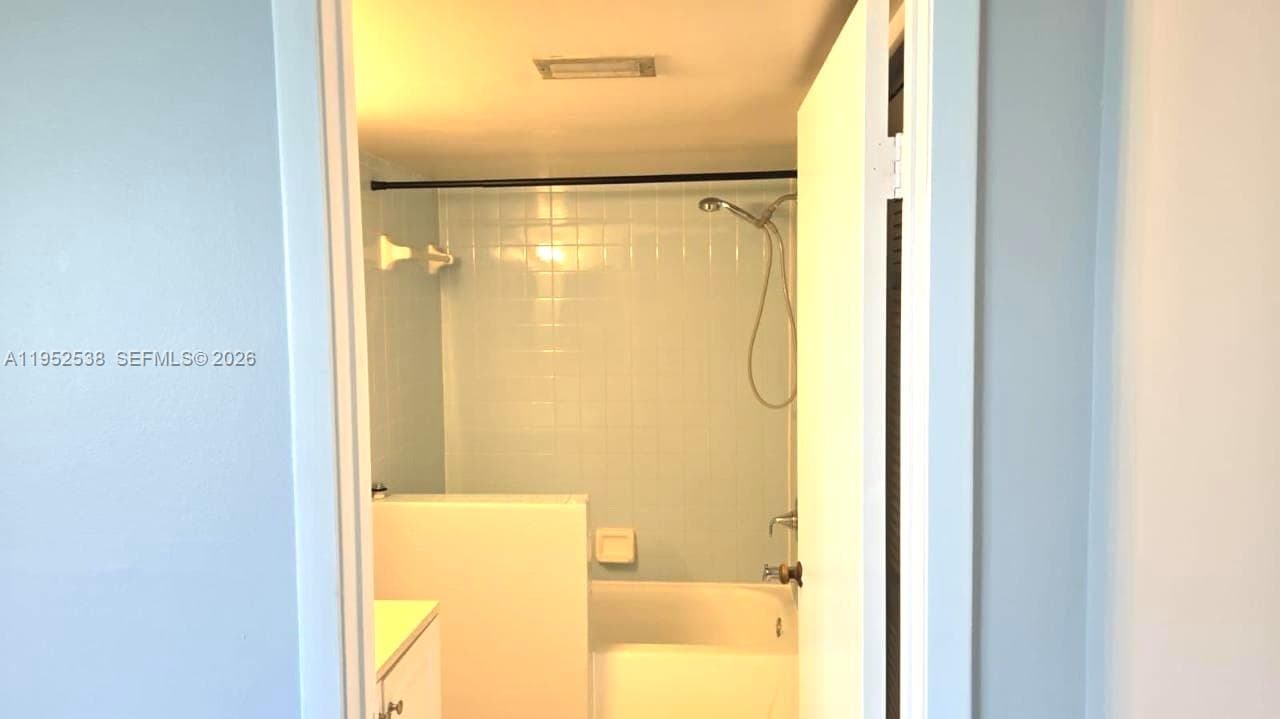 840 Independence Dr # 840F, Homestead FL 33034 — 41