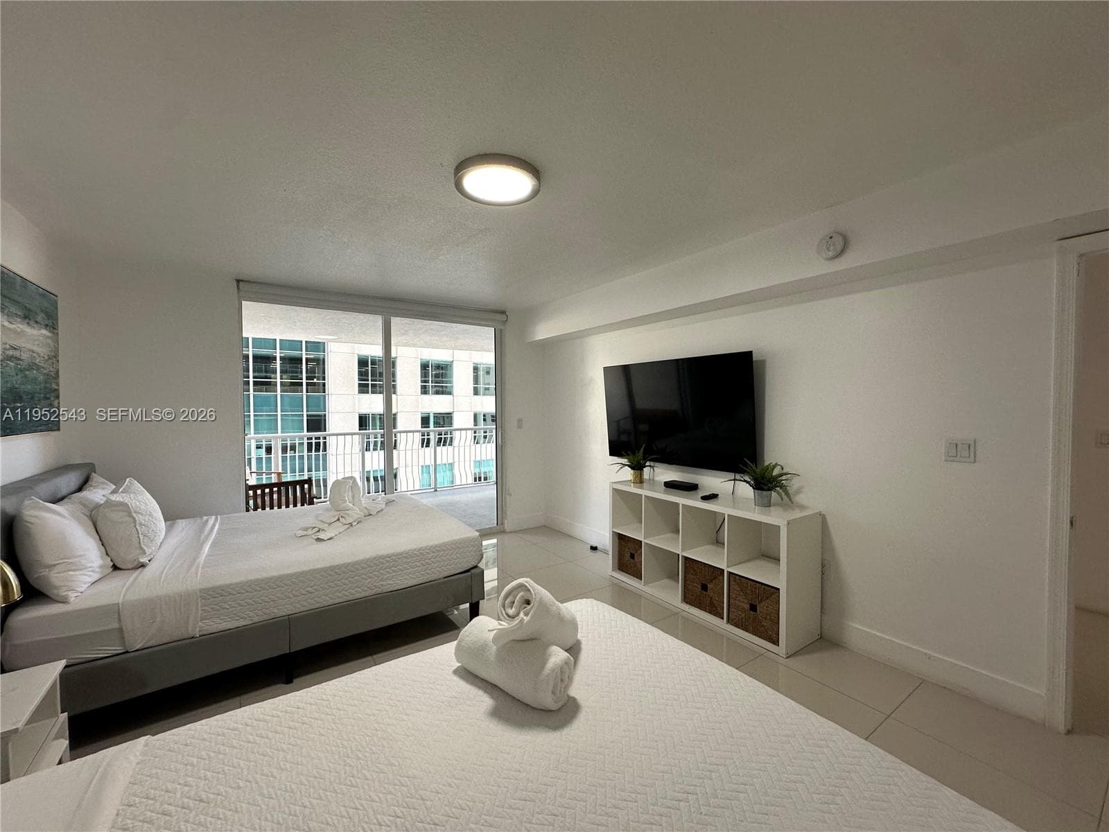 1200 Brickell Bay Dr # 1712, Miami FL 33131 — 12