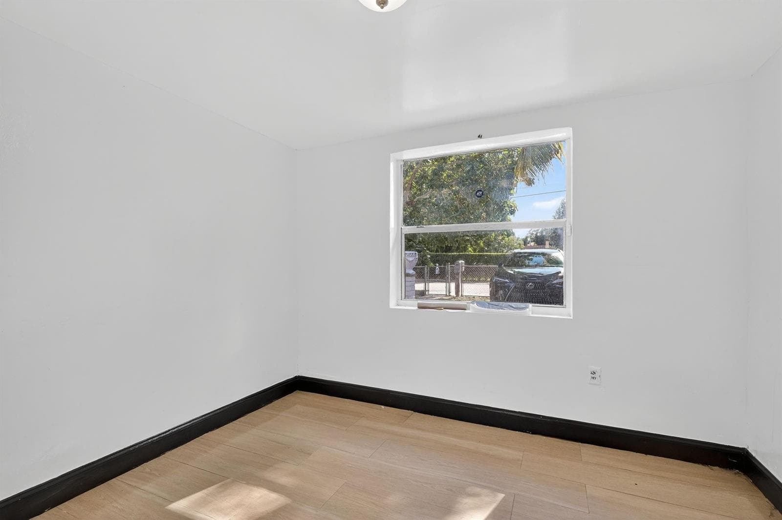 269 NE 110th Terrace, Miami FL 33161 — 28