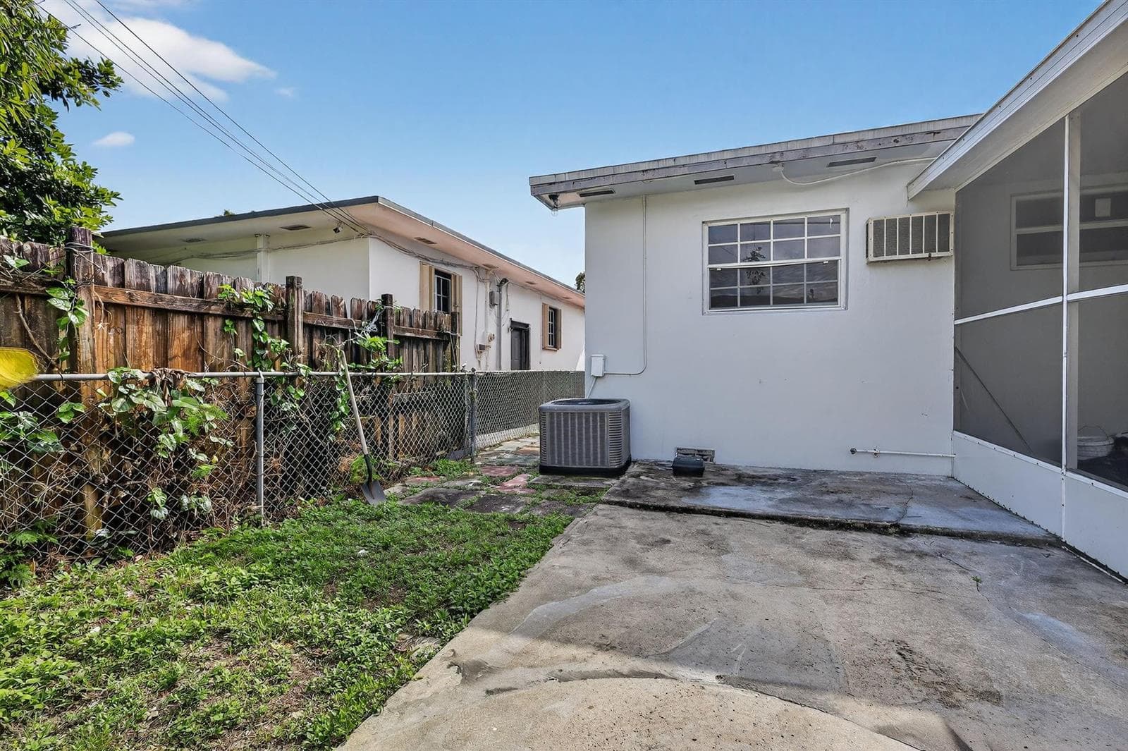 269 NE 110th Terrace, Miami FL 33161 — 33
