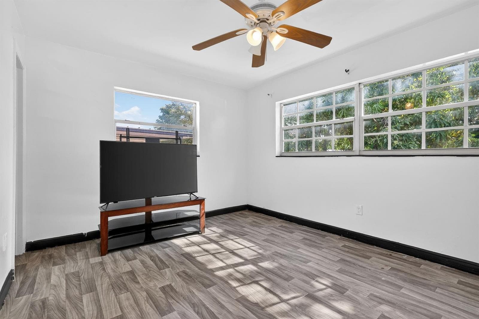 269 NE 110th Terrace, Miami FL 33161 — 11