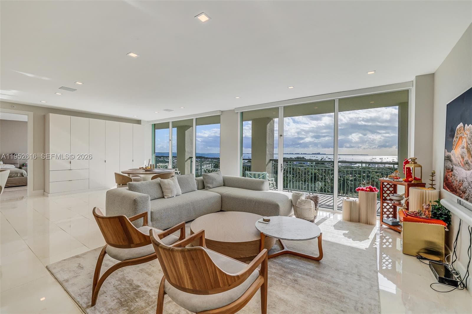 3400 SW 27th Ave # 802, Miami FL 33133 — 7