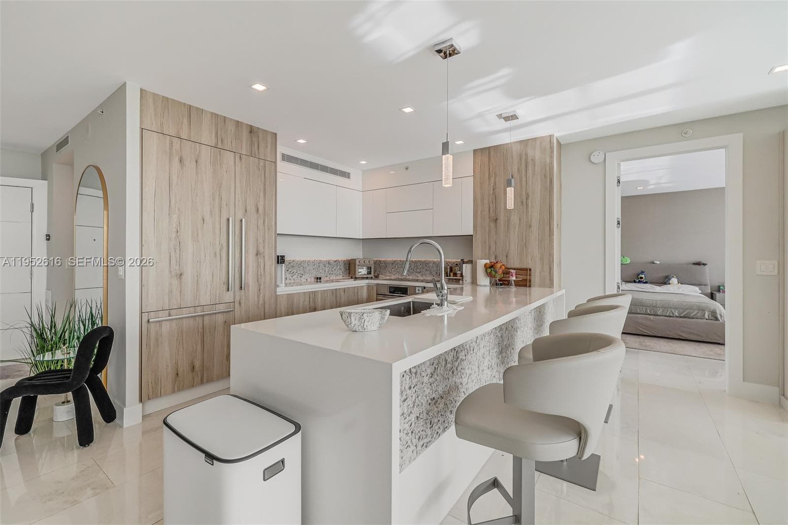 3400 SW 27th Ave # 802, Miami FL 33133 — 5