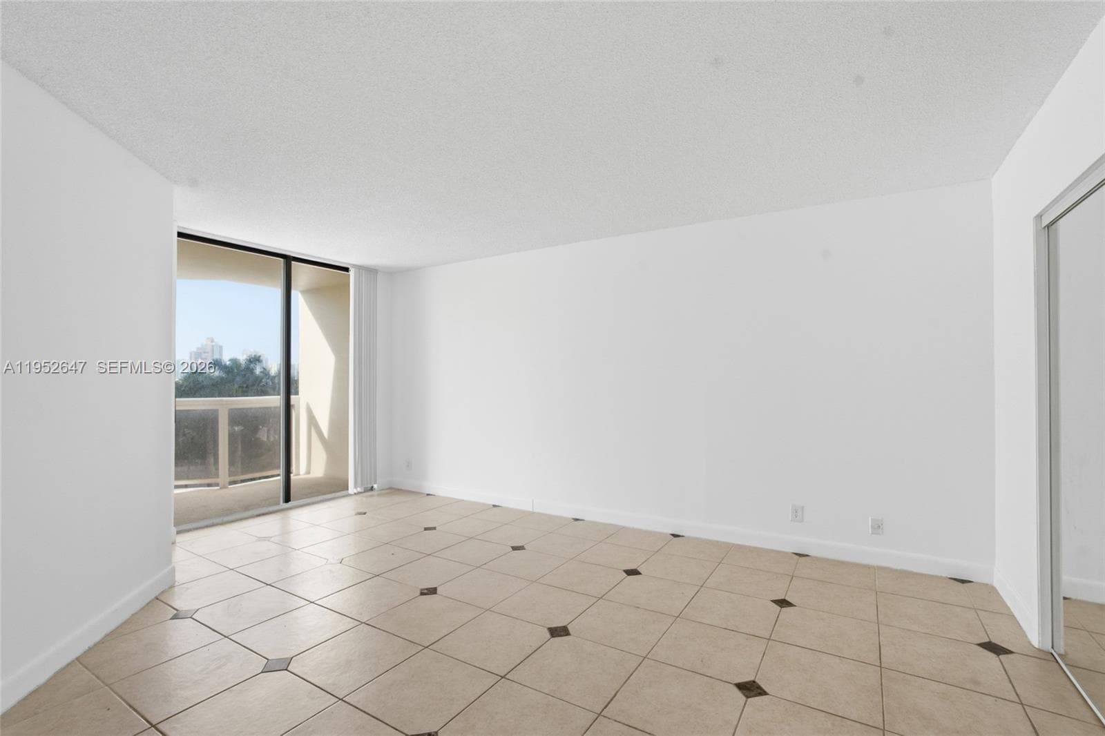20185 E Country Club Dr # 502, Aventura FL 33180 — 13
