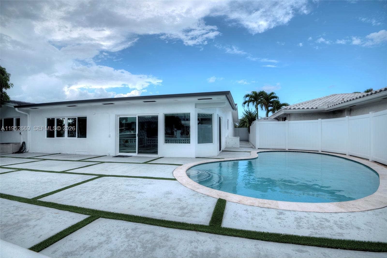 1250 NE 82nd St, Miami FL 33138 — 86