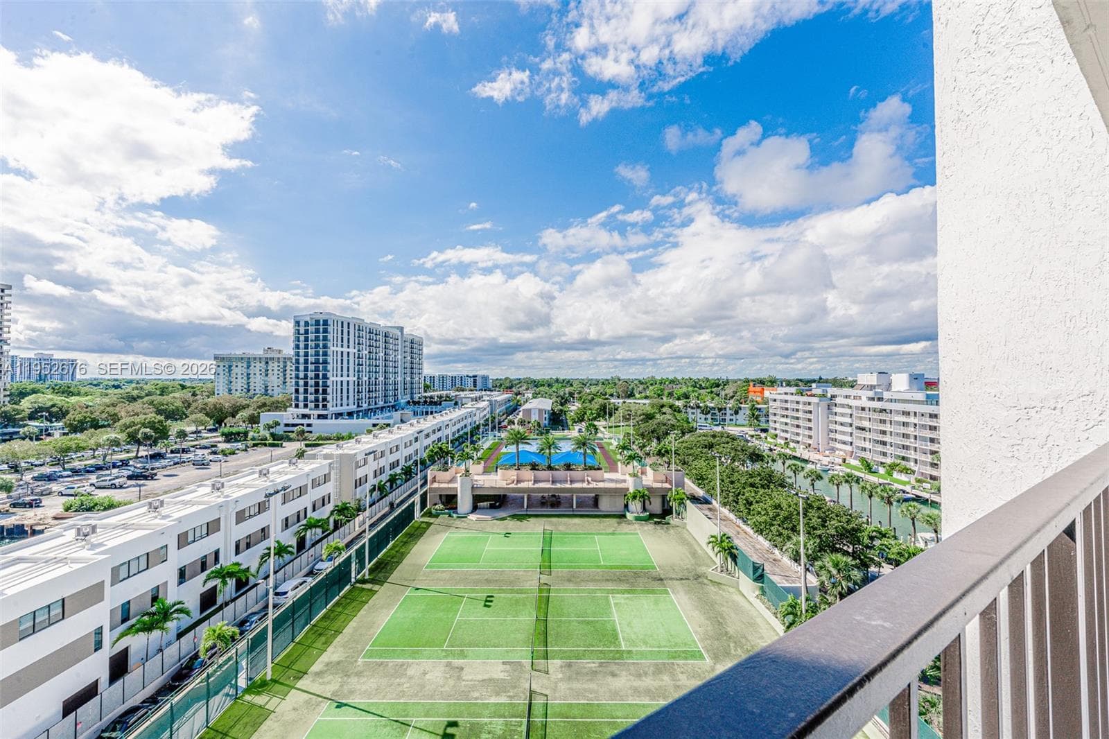 1800 NE 114th St # 909, Miami FL 33181 — 26