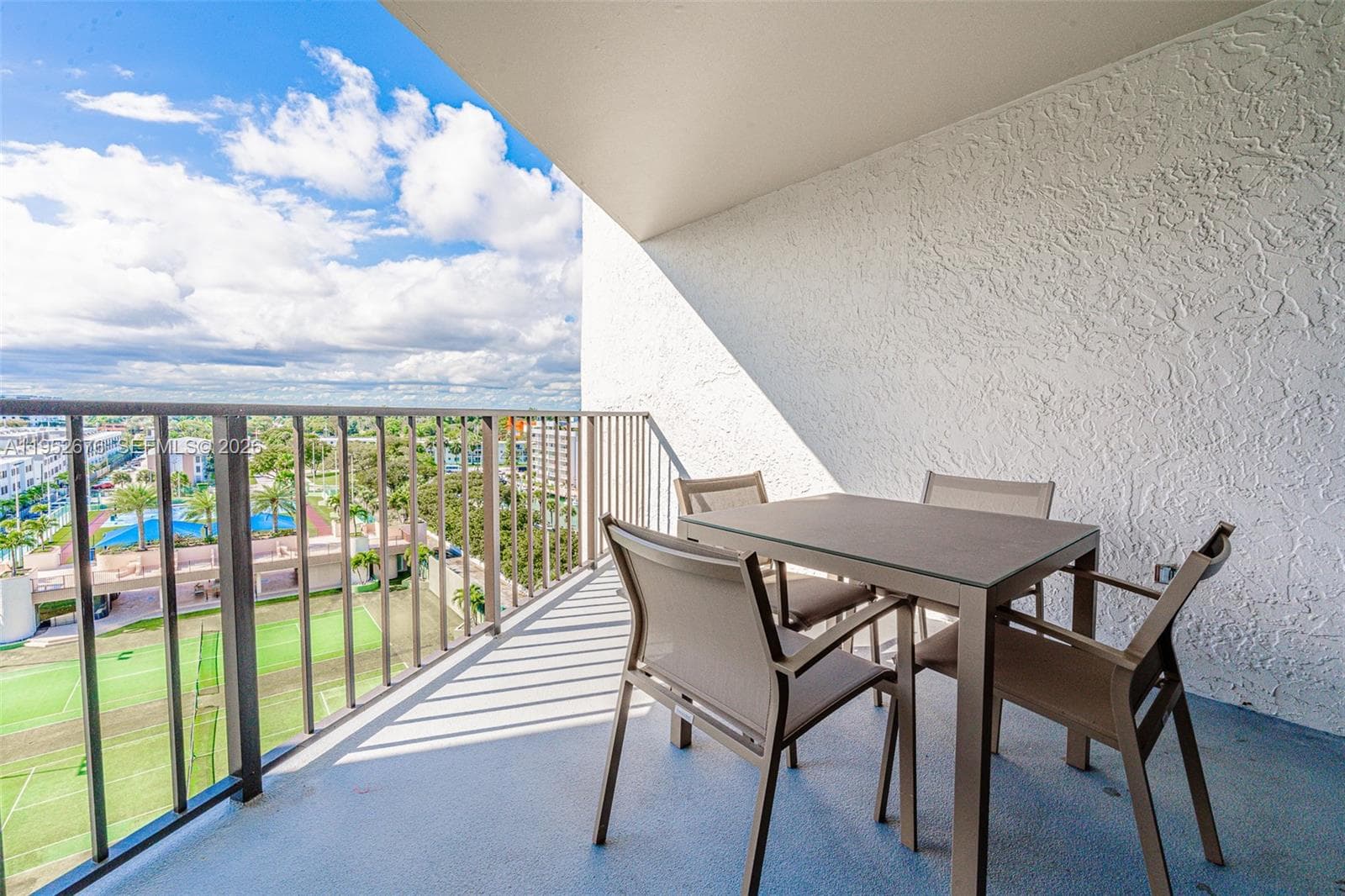 1800 NE 114th St # 909, Miami FL 33181 — 22