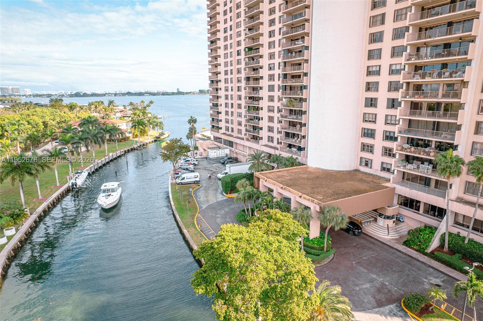 1800 NE 114th St # 909, Miami FL 33181 — 67