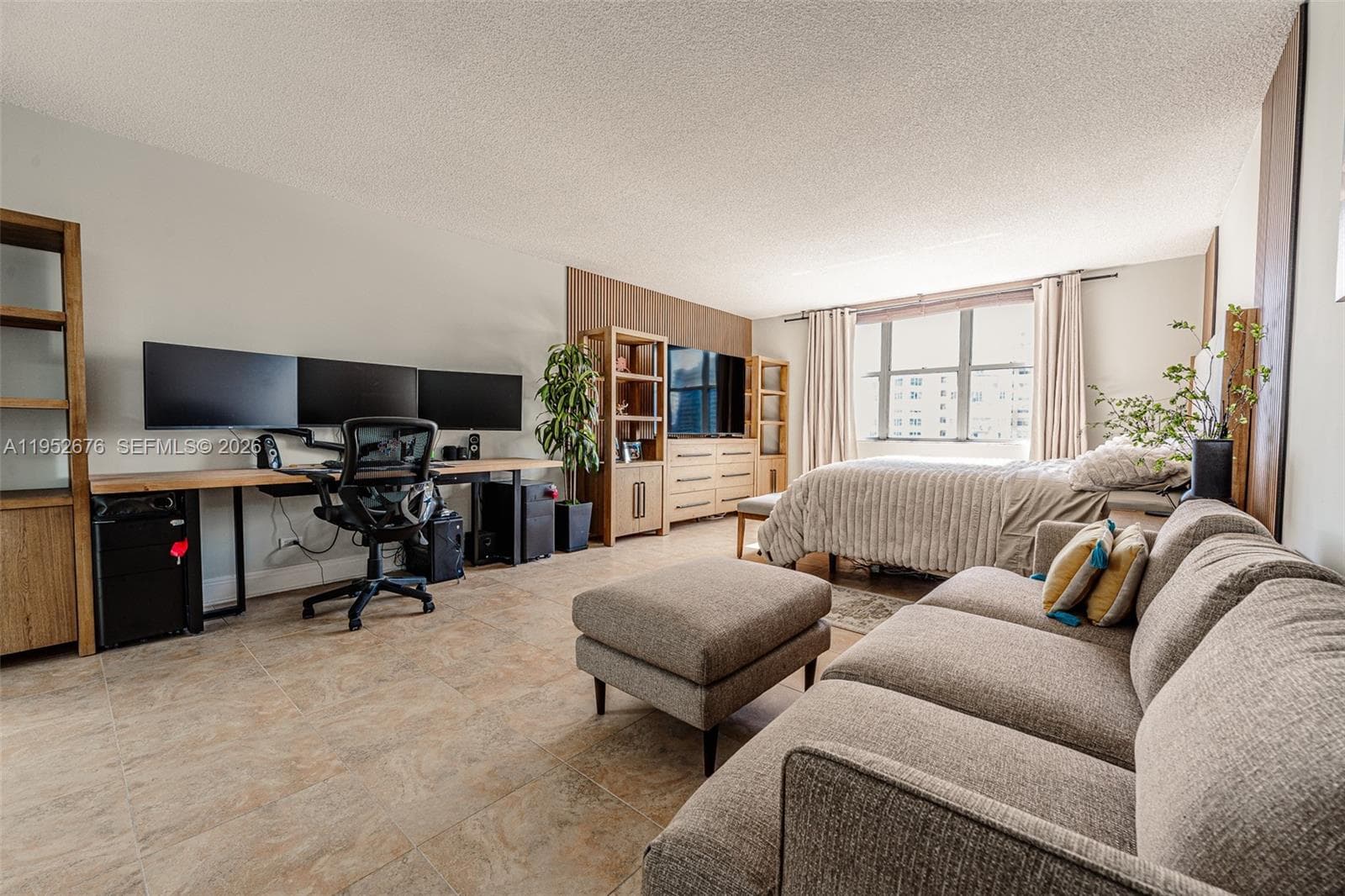 1800 NE 114th St # 909, Miami FL 33181 — 29