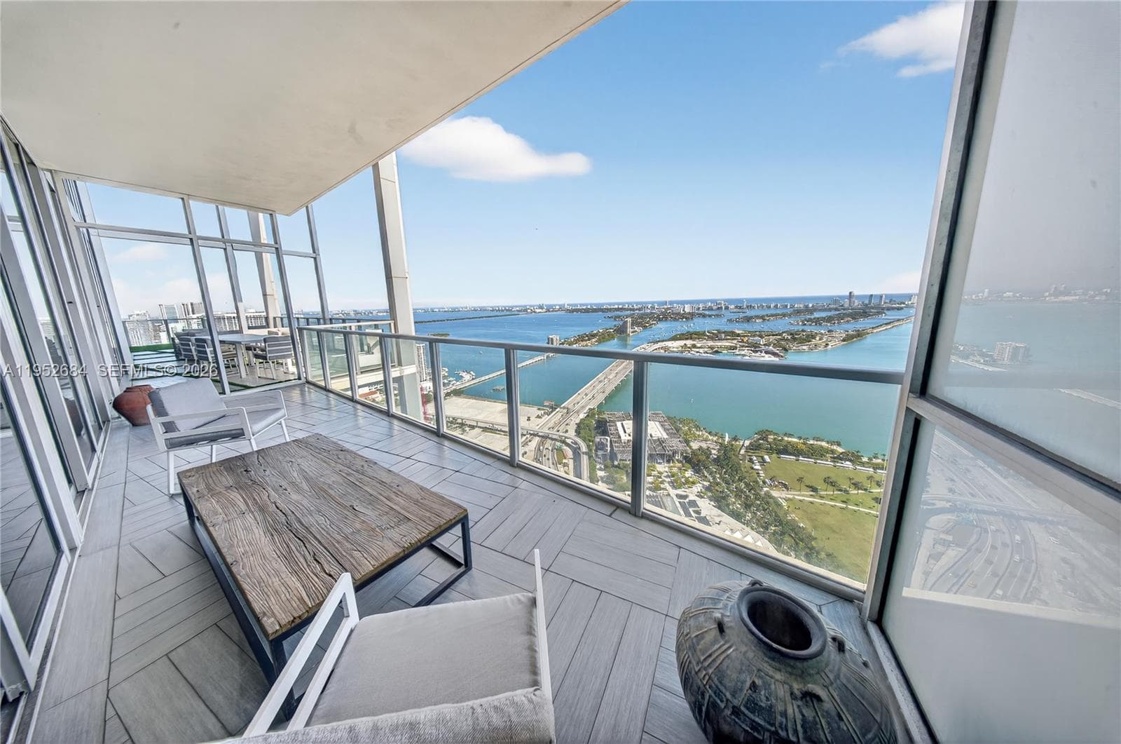 1100 Biscayne Blvd # 5306, Miami FL 33132 — 52