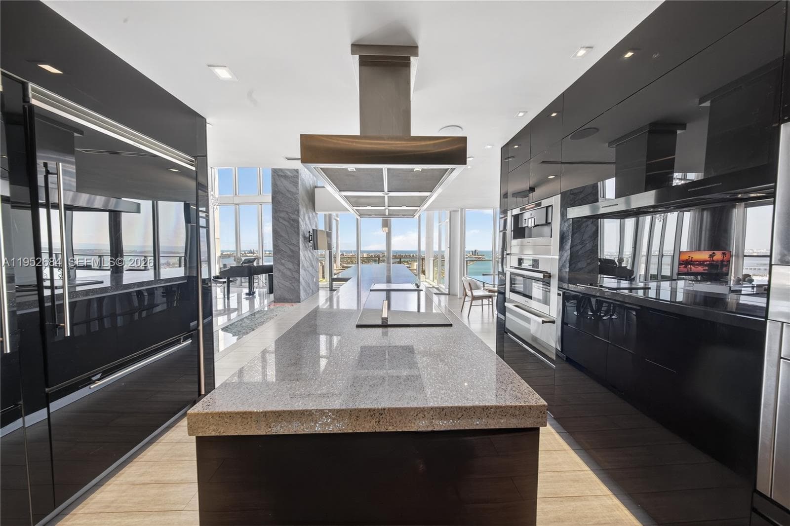 1100 Biscayne Blvd # 5306, Miami FL 33132 — 43