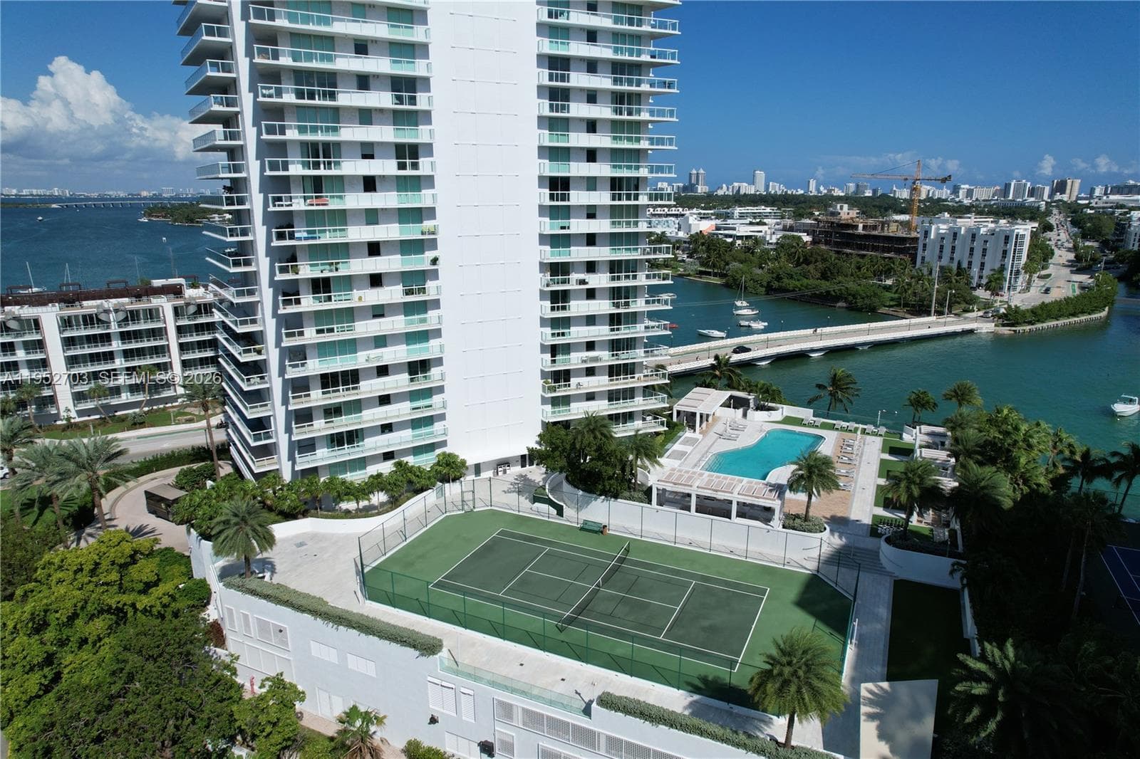 10 Venetian Way # 604, Miami Beach FL 33139 — 27