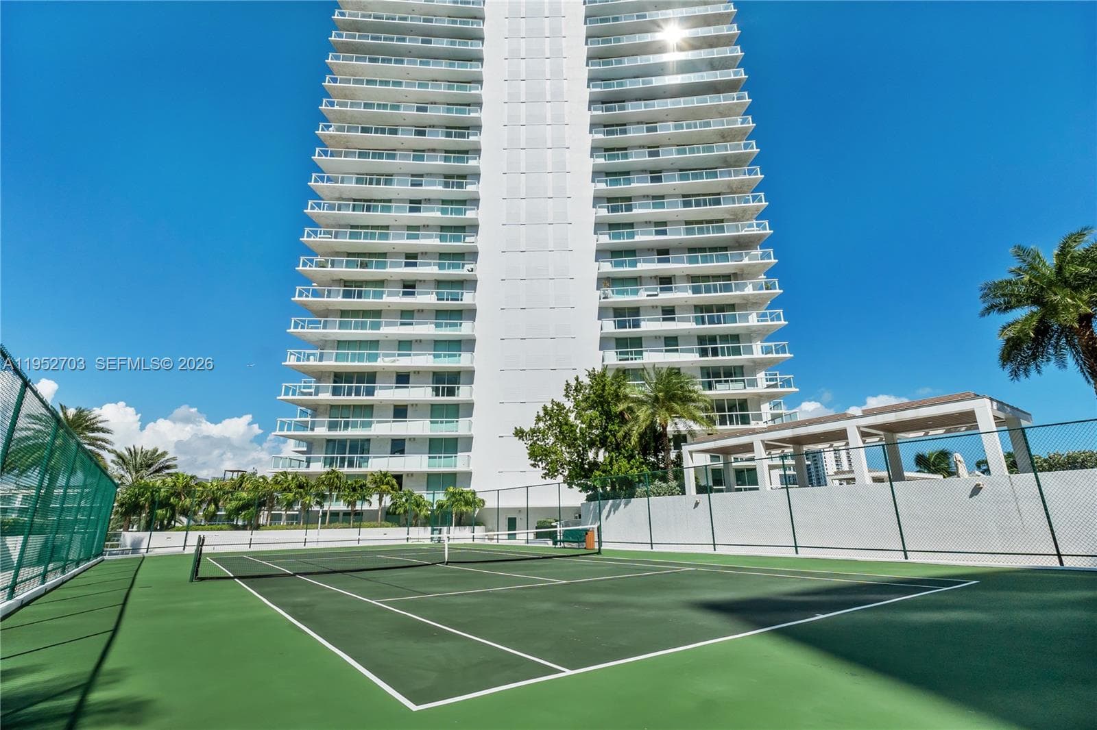 10 Venetian Way # 604, Miami Beach FL 33139 — 17