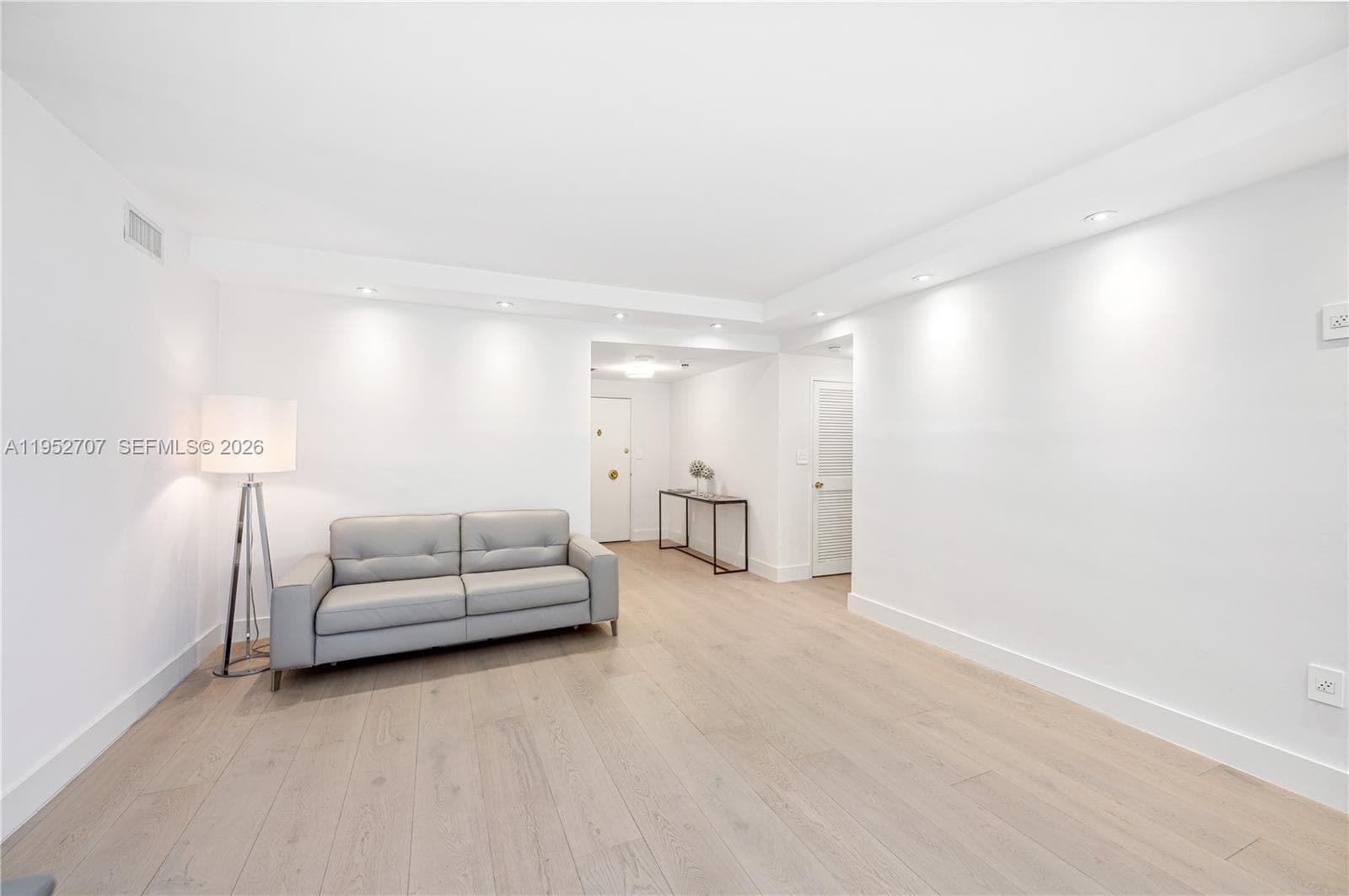 5255 Collins Ave # 4A, Miami Beach FL 33140 — 13