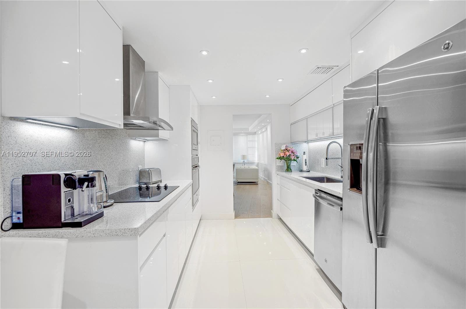 5255 Collins Ave # 4A, Miami Beach FL 33140 — 14