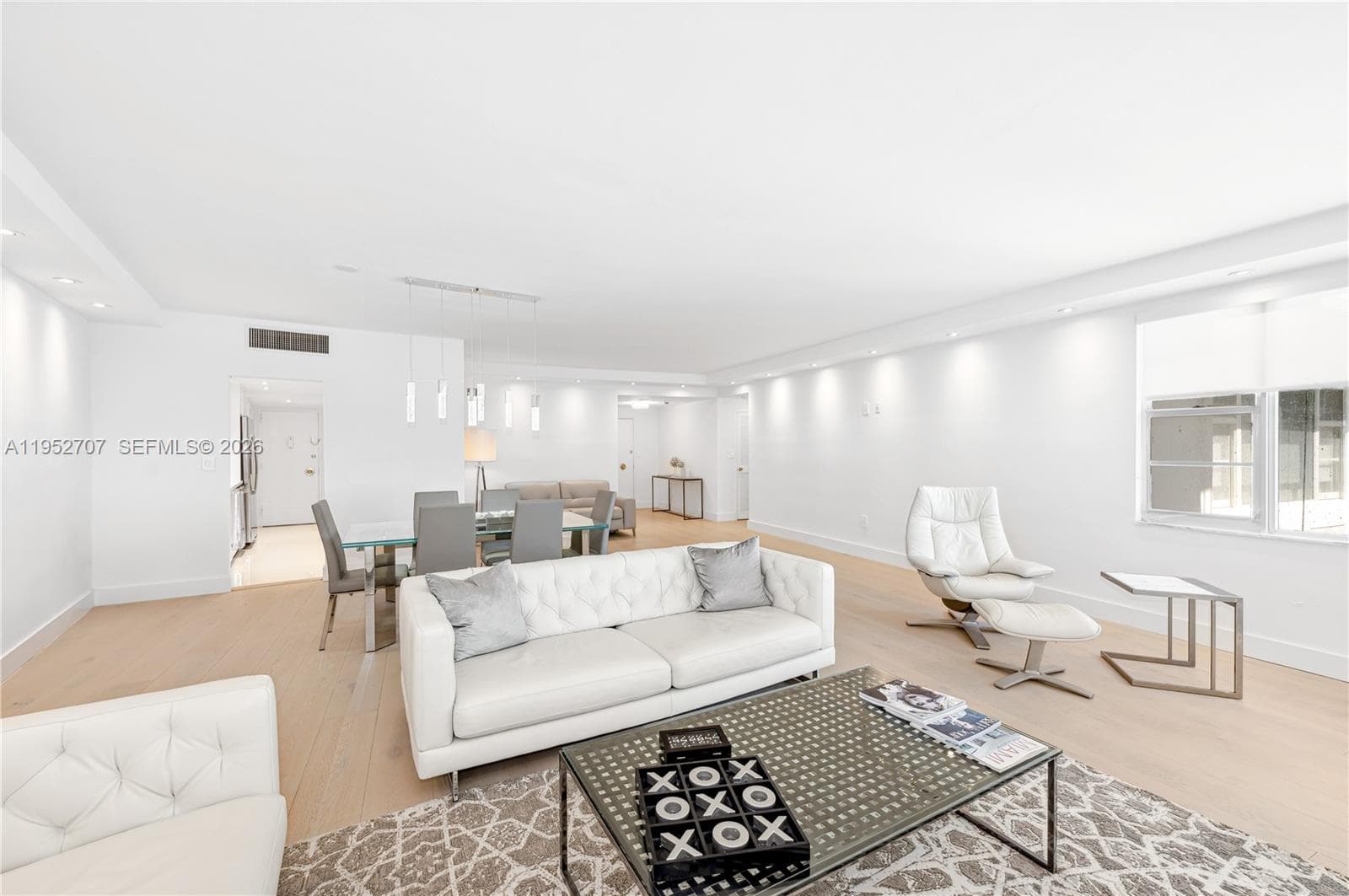 5255 Collins Ave # 4A, Miami Beach FL 33140 — 11