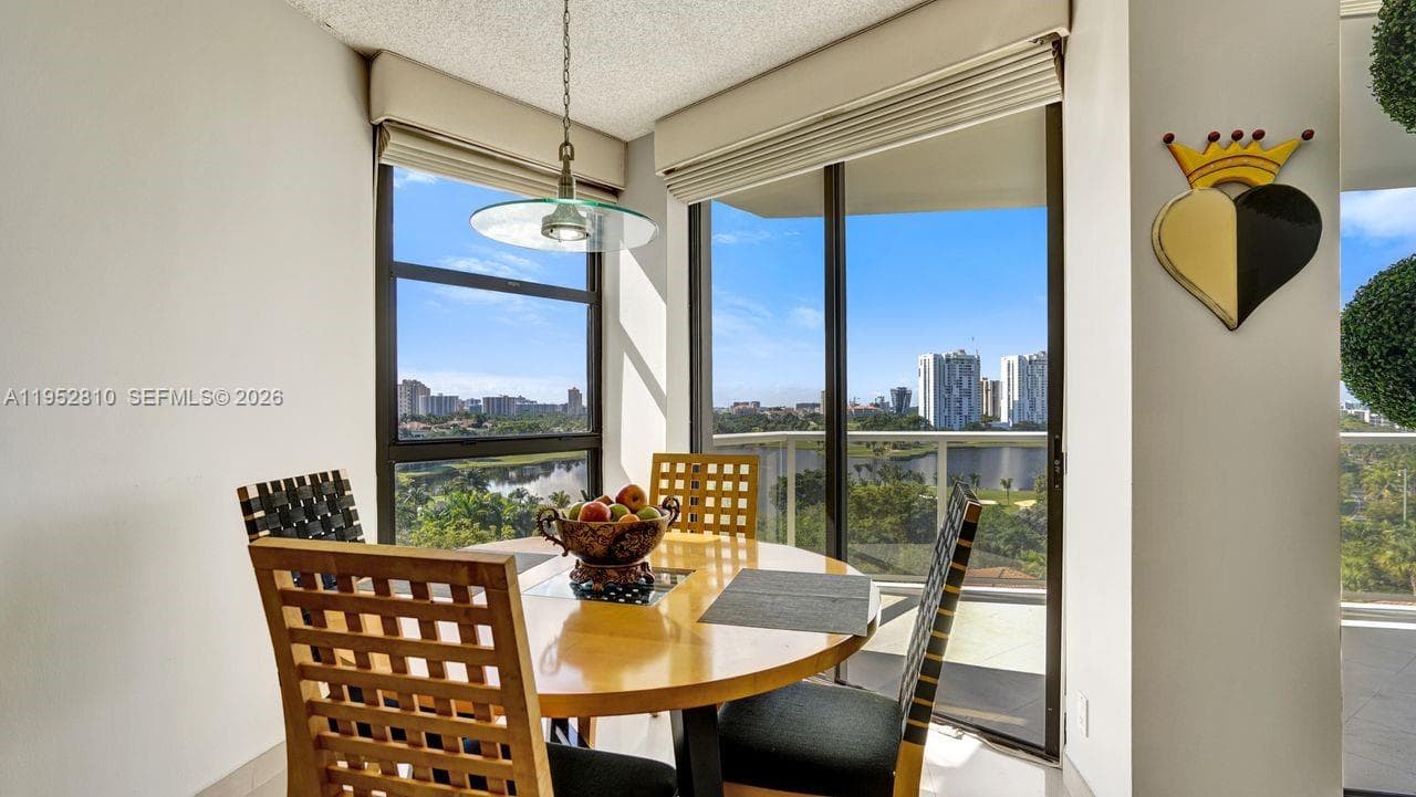 20281 E Country Club Dr # 809, Aventura FL 33180 — 13