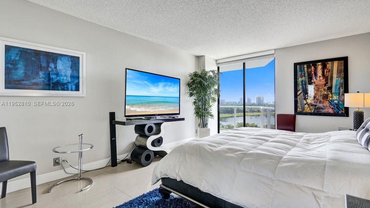 20281 E Country Club Dr # 809, Aventura FL 33180 — 20