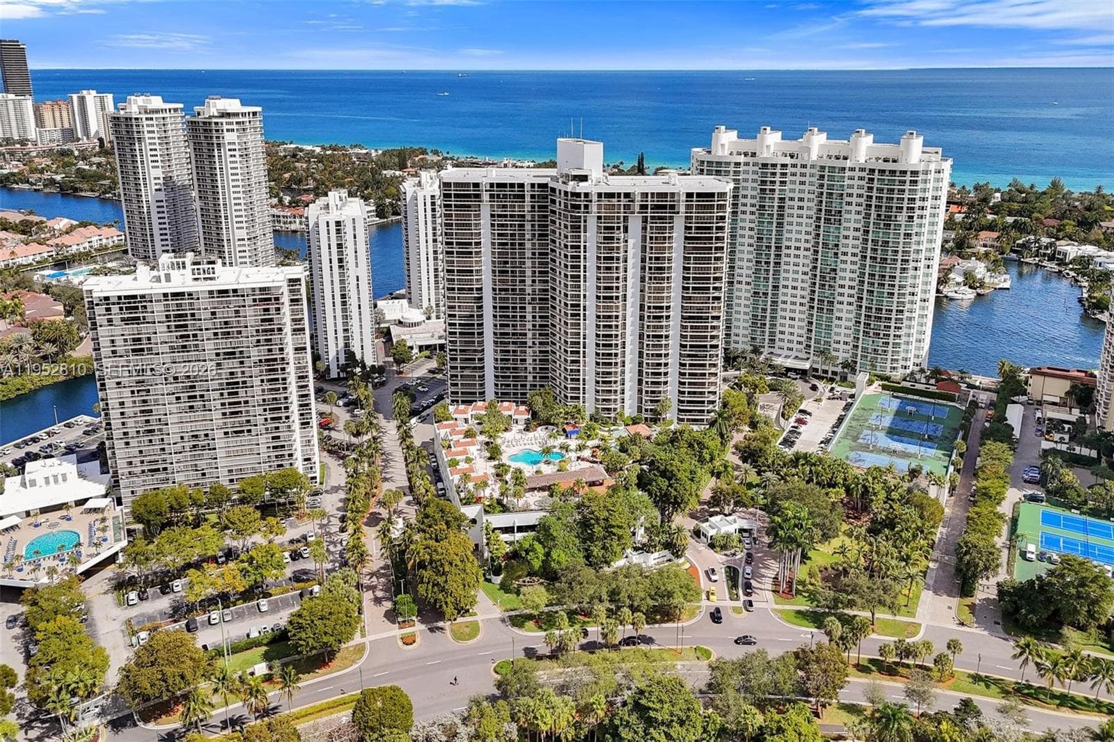 20281 E Country Club Dr # 809, Aventura FL 33180 — 41