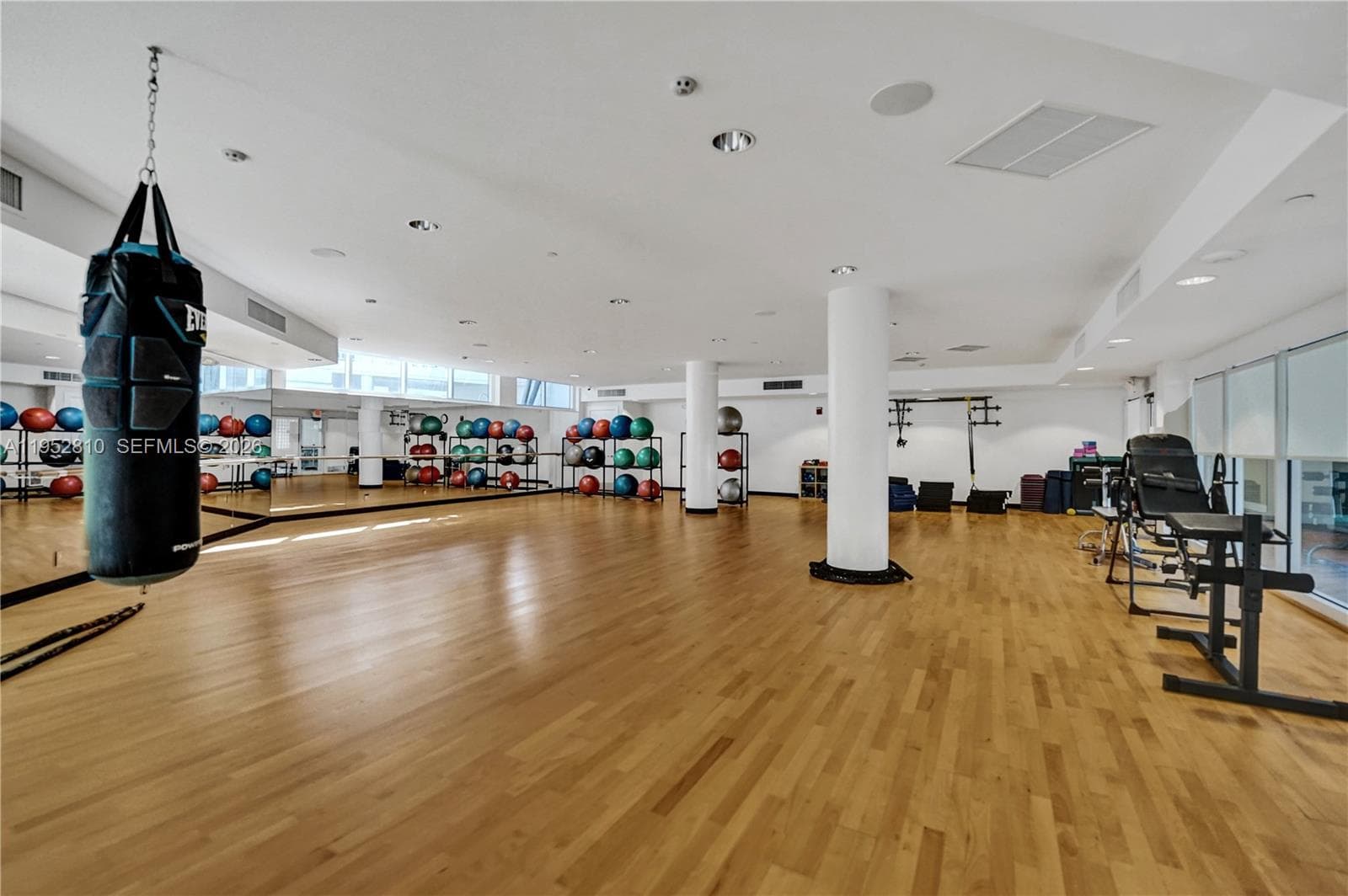 20281 E Country Club Dr # 809, Aventura FL 33180 — 55