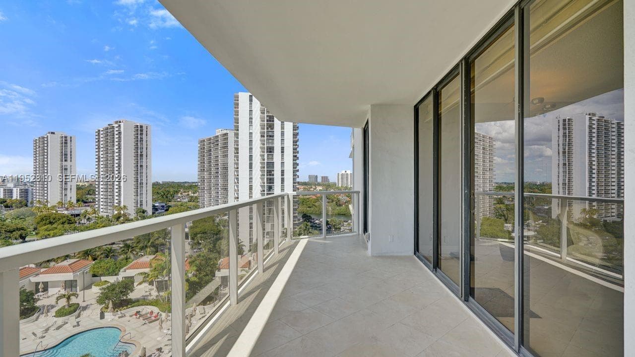 20281 E Country Club Dr # 809, Aventura FL 33180 — 54