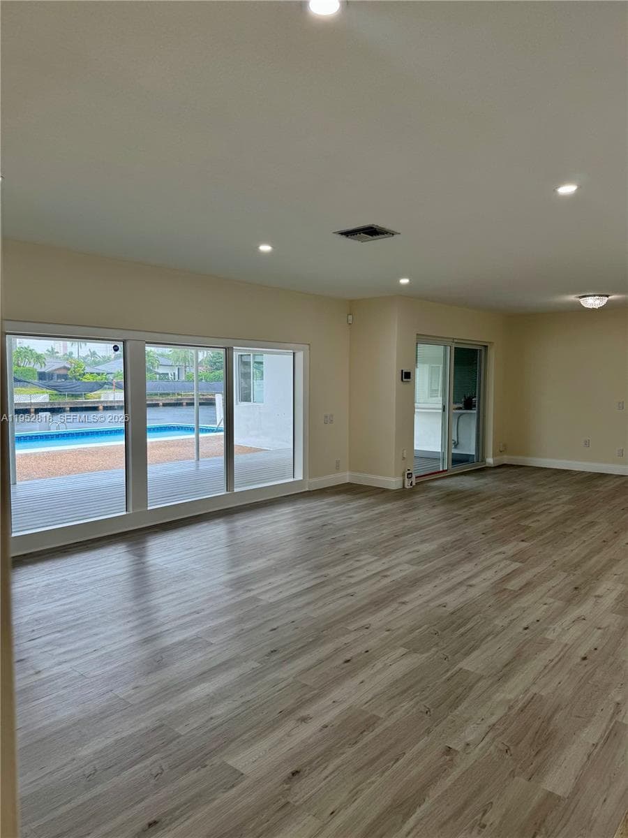 16453 NE 33rd Ave # 1, North Miami Beach FL 33160 — 3