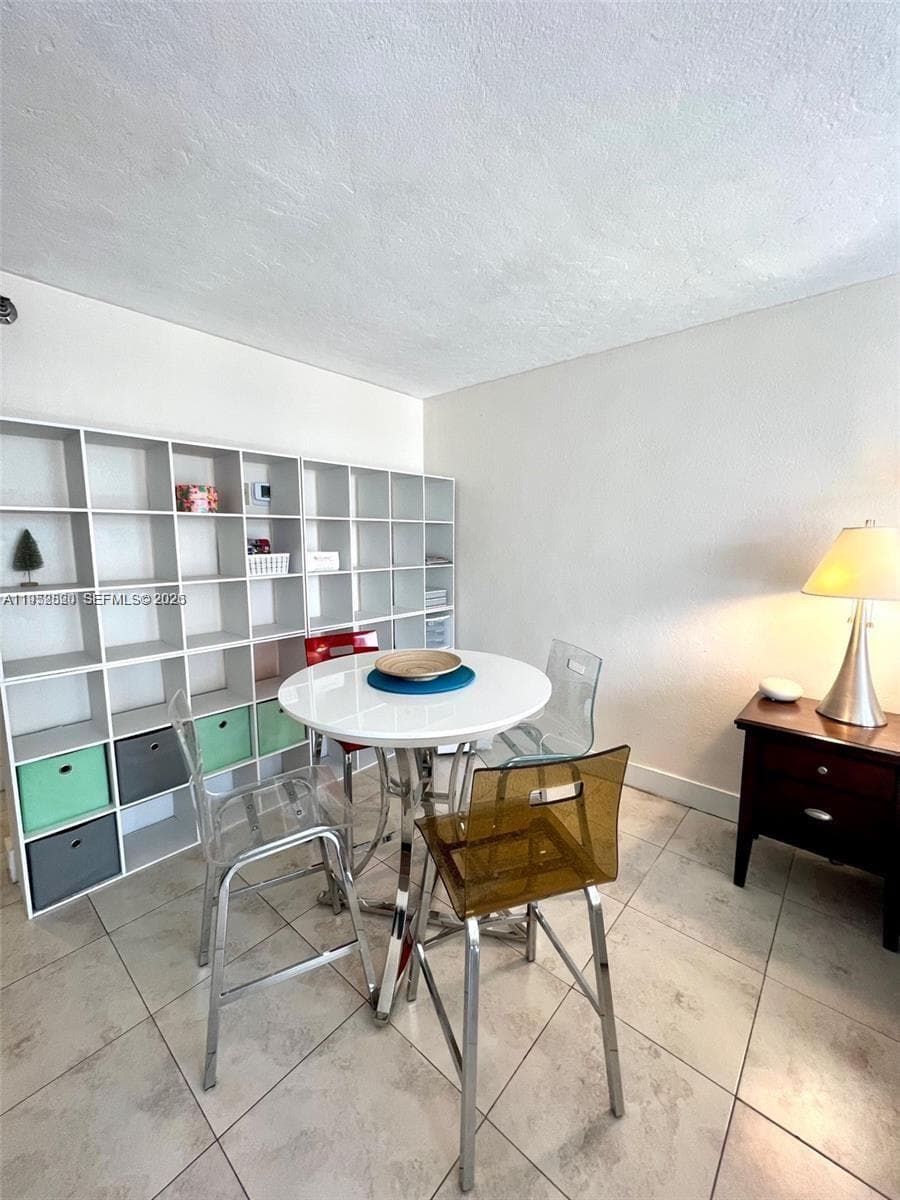 19201 Collins Ave # 1102, Sunny Isles Beach FL 33160 — 23