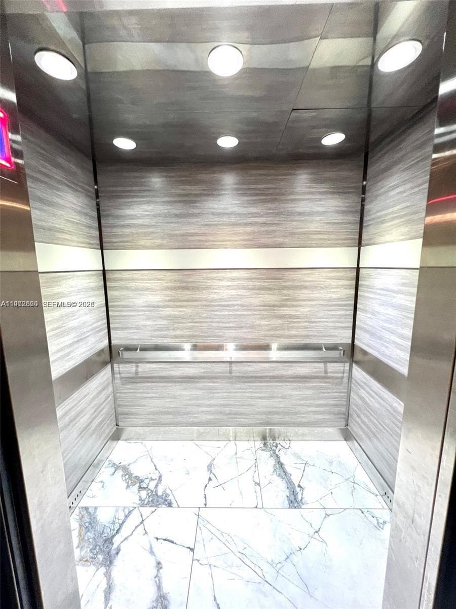 19201 Collins Ave # 1102, Sunny Isles Beach FL 33160 — 34