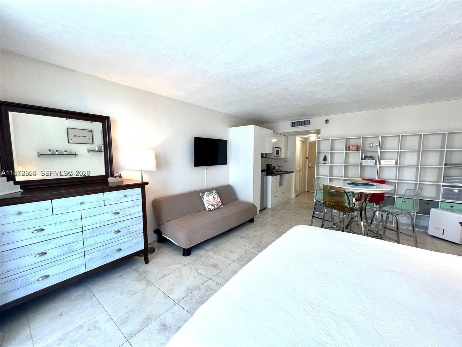 19201 Collins Ave # 1102, Sunny Isles Beach FL 33160 — 15
