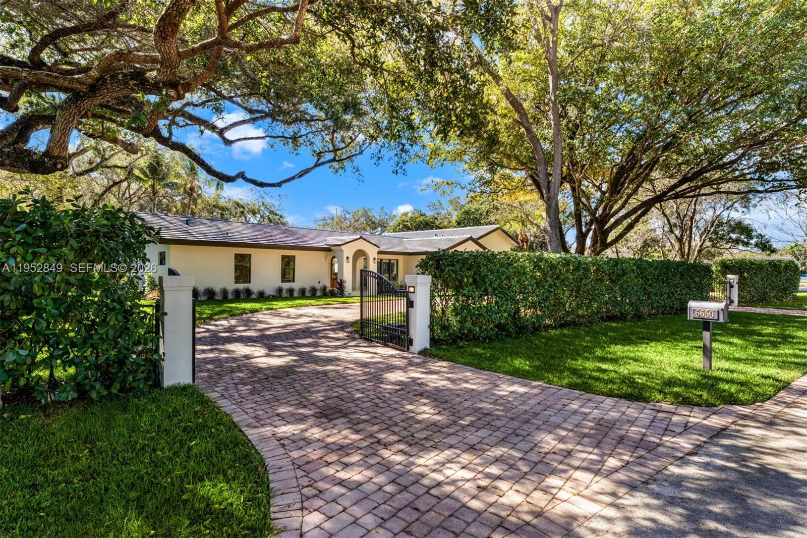 6650 SW 127th St, Pinecrest FL 33156 — 28