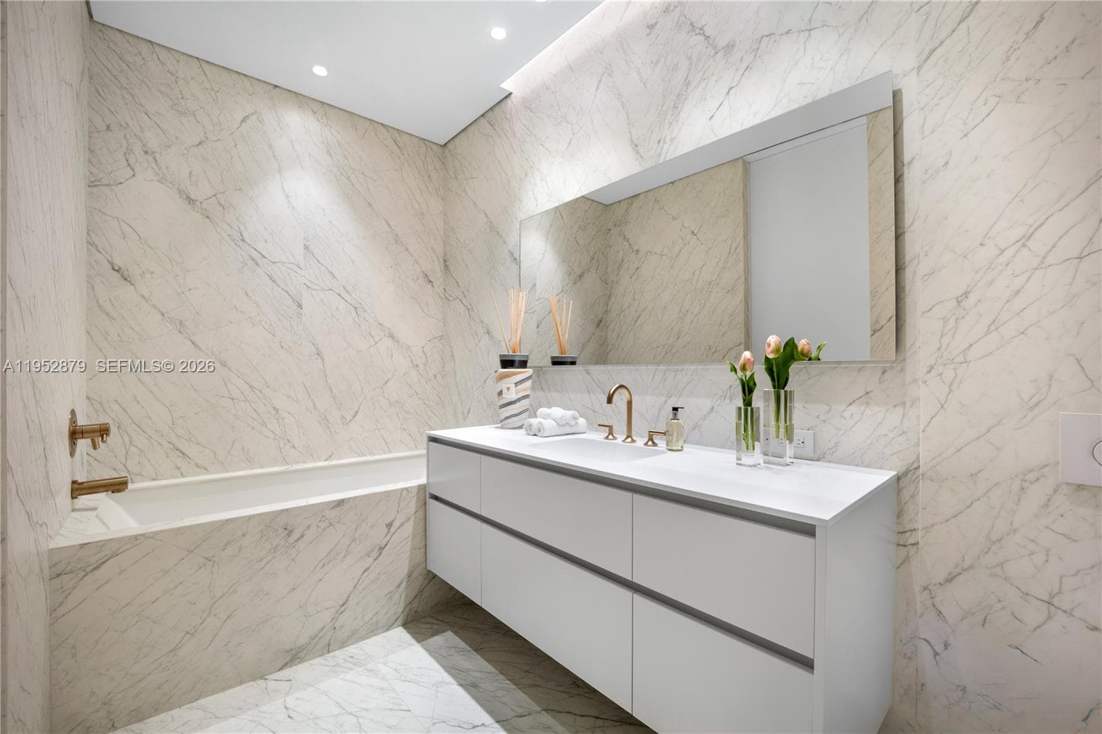 10203 Collins Ave # 2701, Bal Harbour FL 33154 — 22