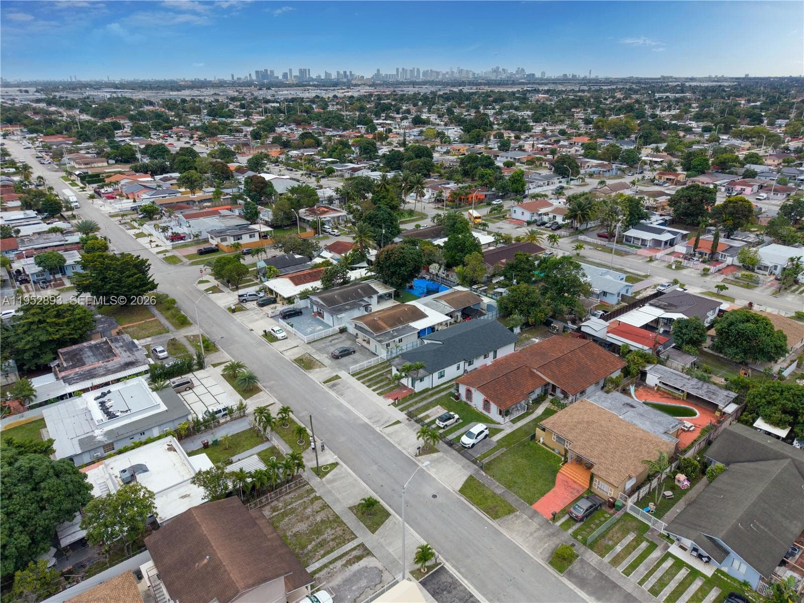 458 E 20th St, Hialeah FL 33013 — 50