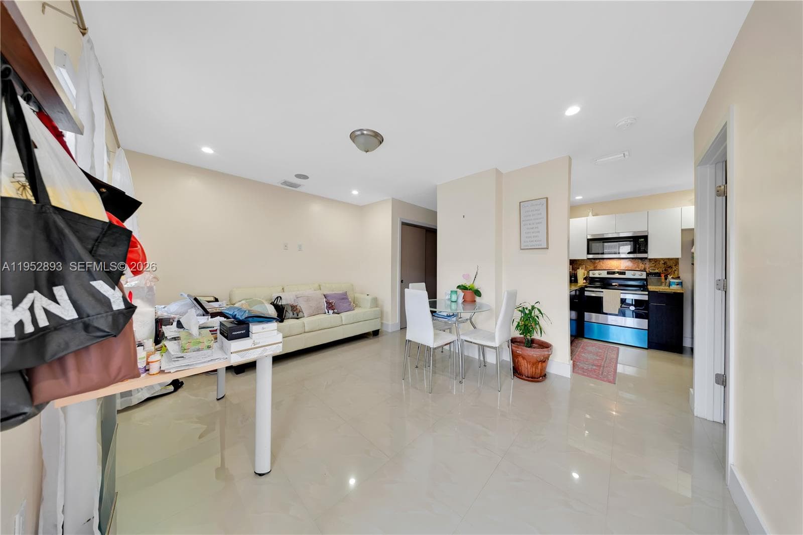 458 E 20th St, Hialeah FL 33013 — 35