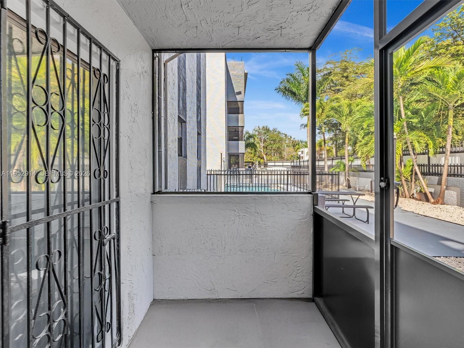 13500 NE 3rd Ct # 121, North Miami FL 33161 — 5