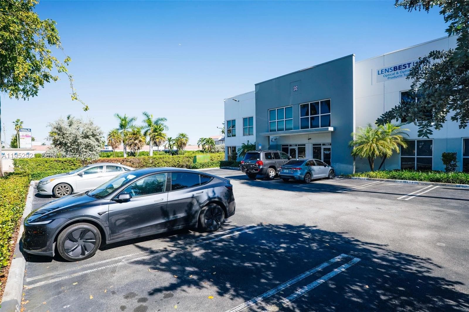 7865 NW 46th St # 8, Doral FL 33166 — 14