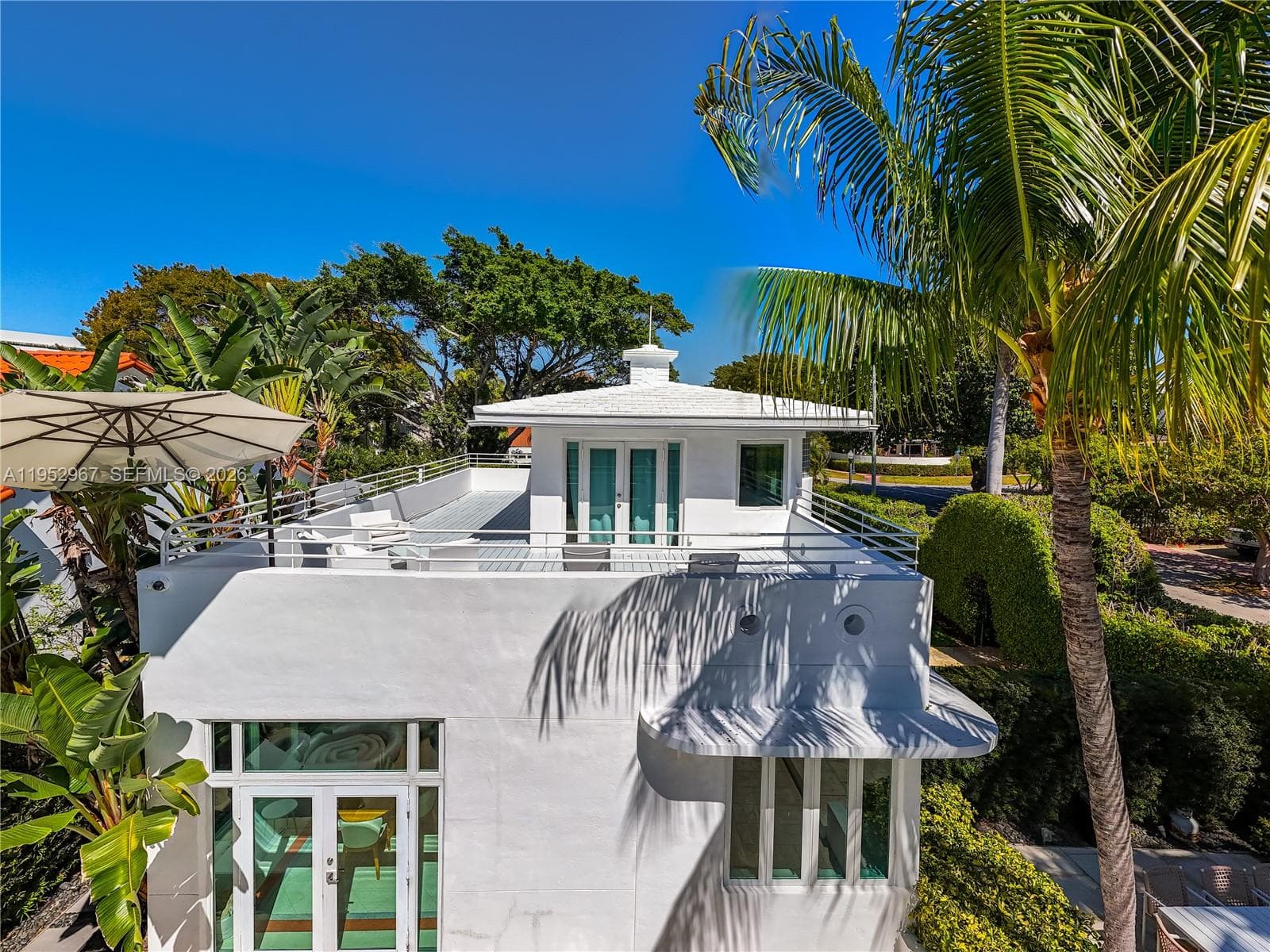 4580 Post Ave, Miami Beach FL 33140 — 6